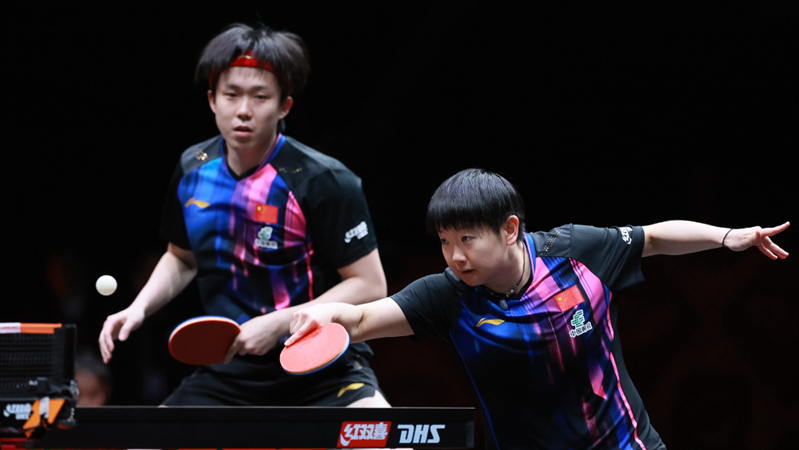 鲁媒：陈泽仕和依木兰今天抵达成都，参加U22国足的训练备战（鲁媒：陈泽仕、依木兰今日抵蓉，随U22国足展开备战集训）