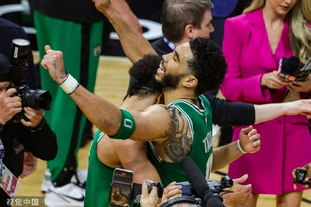 巴黎主帅战术受质疑（巴黎主教练战术引发质疑）