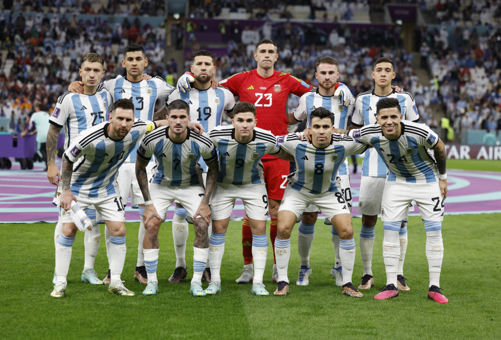 拉波尔特：亚马尔不该想太多；我想保持高水平参加明年世界杯（拉波尔特：亚马尔无需多想；我会保持状态争取出战明年世界杯）