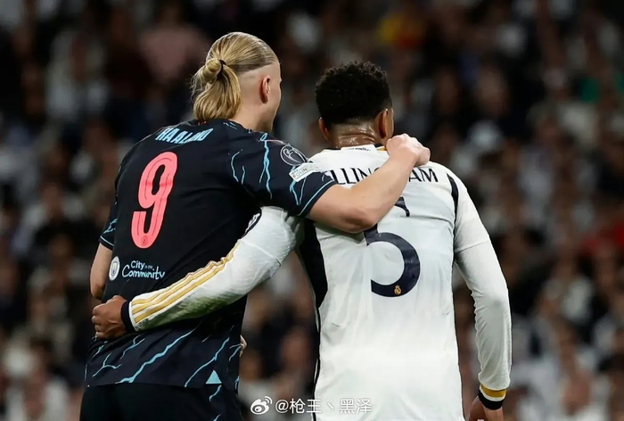 杜兰特关键中投命中，全场欢呼（杜兰特关键时刻中投命中，引爆全场）