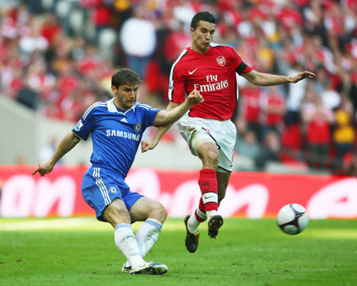 半场战报：梅州0-2英博，杨铭锐破门，毕津浩建功（半场：英博2-0领先梅州，杨铭锐、毕津浩相继破门）