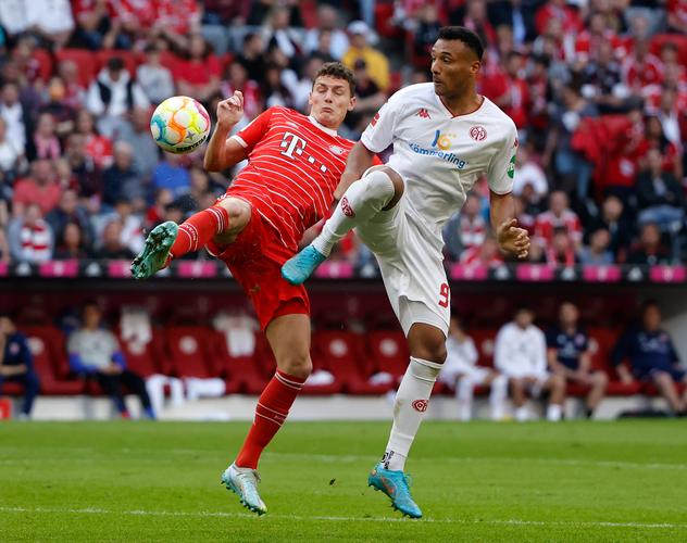 西班牙前国脚：尽管皇马成绩不错，但我看到的是阿隆索的退步（西班牙前国脚：皇马表现不俗，阿隆索却在走下坡路）