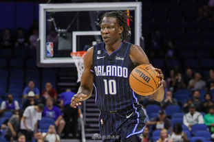 篮球火箭新秀当选周最佳新秀（火箭新秀荣膺周最佳新秀）