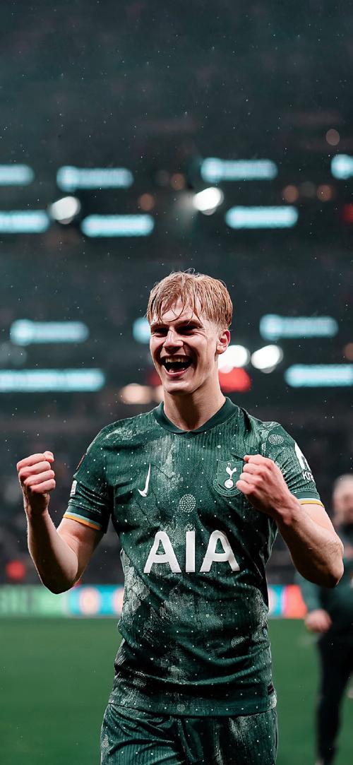 世联赛疯狂夜：巴西逆转日本，意大利横扫，冠军归属难料（世联赛惊魂夜：巴西逆袭日本、意大利横扫，冠军悬念陡增）