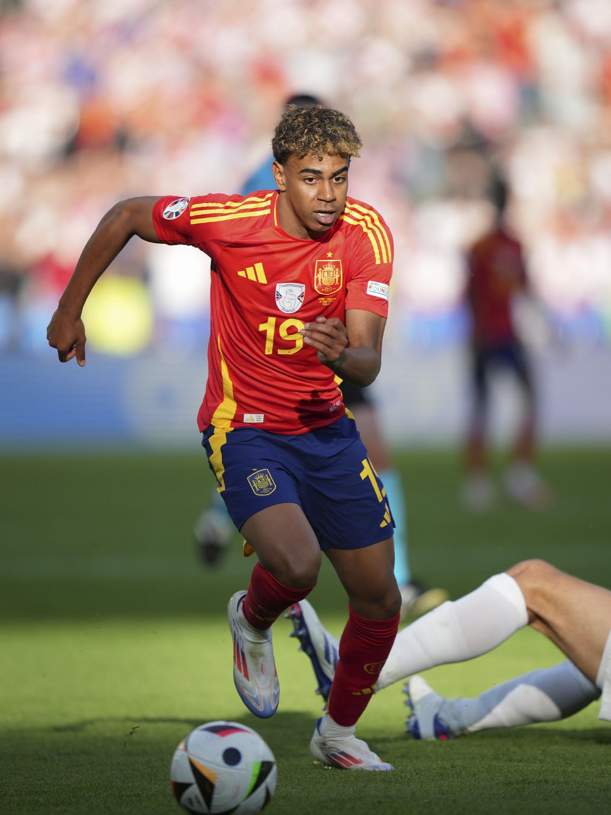 罗马诺：米兰知道菲尔克鲁格即将离队，和拉莫斯没有具体消息（罗马诺：米兰已知菲尔克鲁格将离队，拉莫斯方面暂无确切消息）