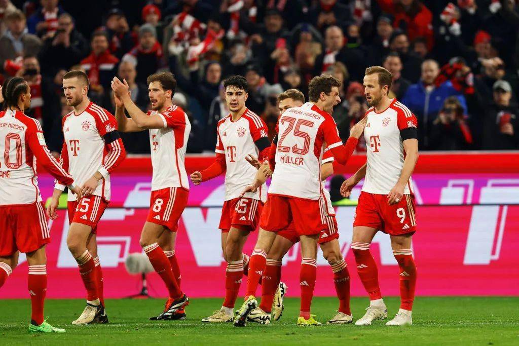 球探：班巴合同明夏到期，尤文、米兰、国米和罗马有意免签他（球探称：班巴明夏合同到期，尤文、米兰、国米与罗马寻求免签）